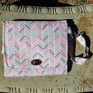NWOT Lilly Bit Bag Wristlet/Crossbody Grey Pink Nylon Corduroy Unfold Pockets